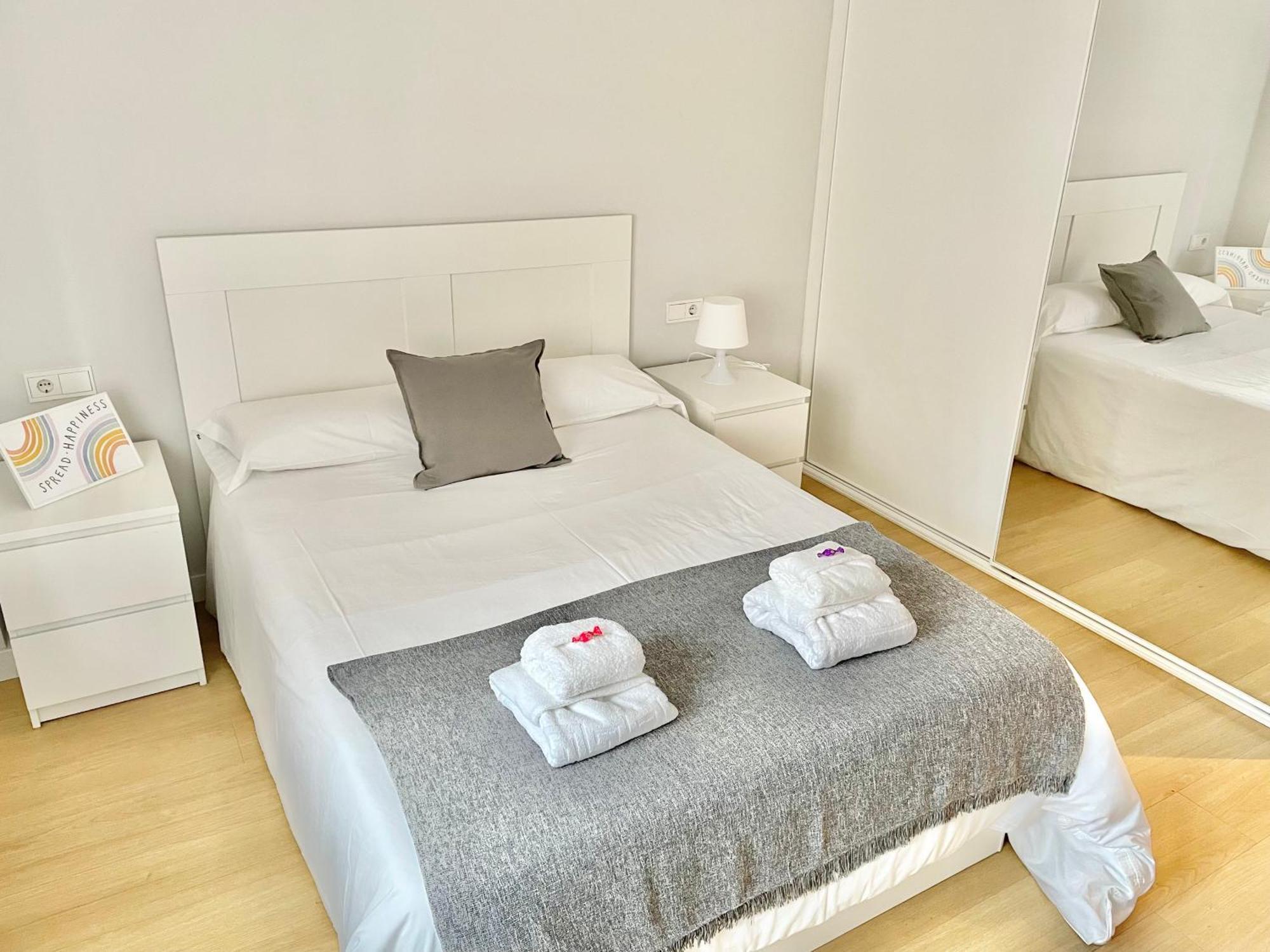 Apartamento San Lorenzo Playa. Vistas Al Mar. Gijón Dış mekan fotoğraf