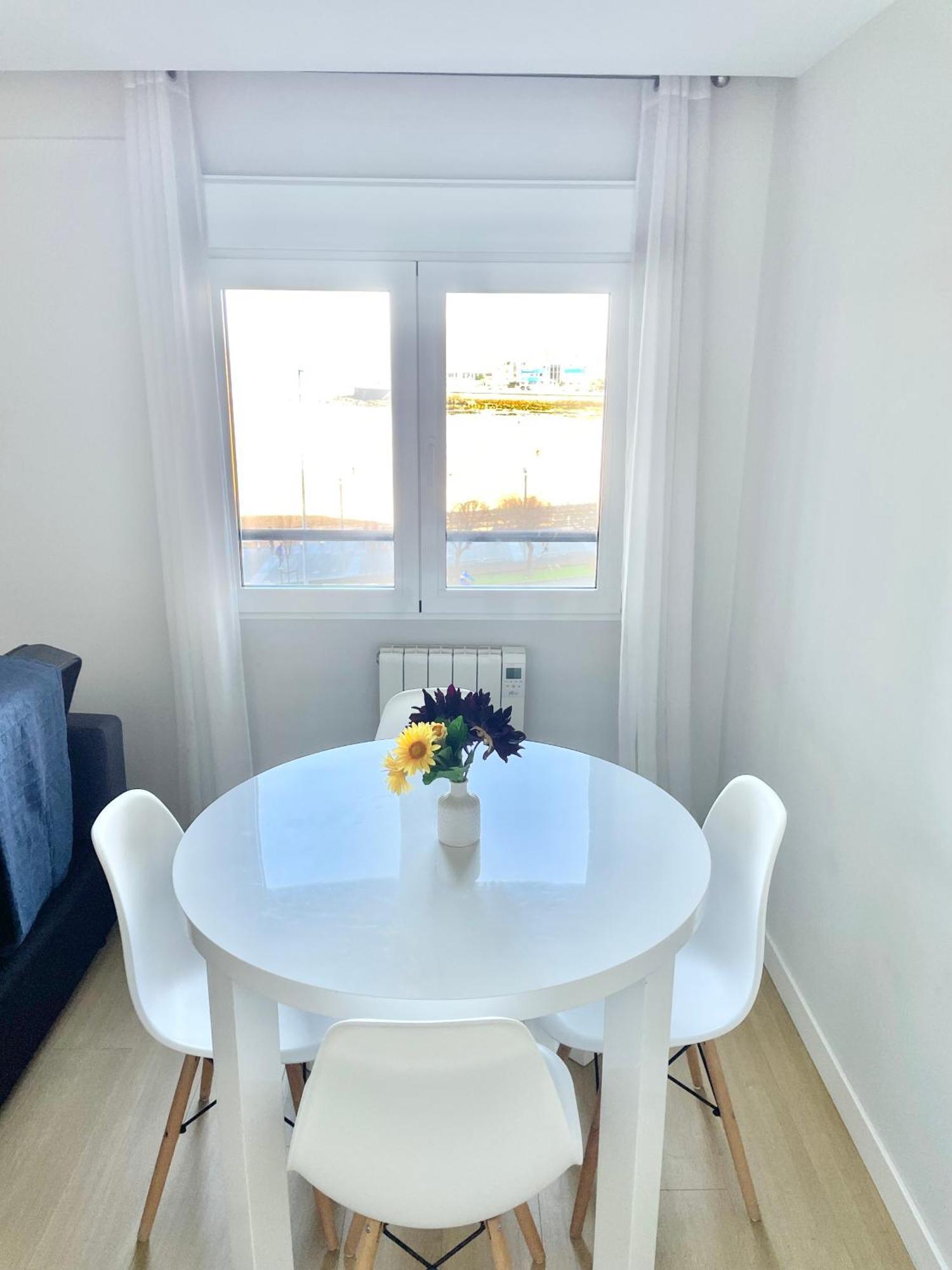 Apartamento San Lorenzo Playa. Vistas Al Mar. Gijón Dış mekan fotoğraf