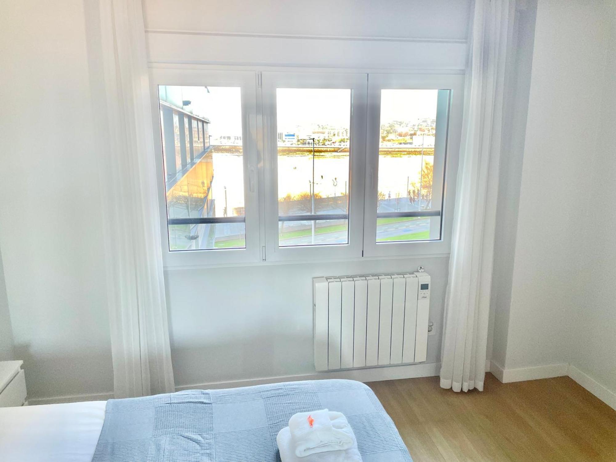 Apartamento San Lorenzo Playa. Vistas Al Mar. Gijón Dış mekan fotoğraf