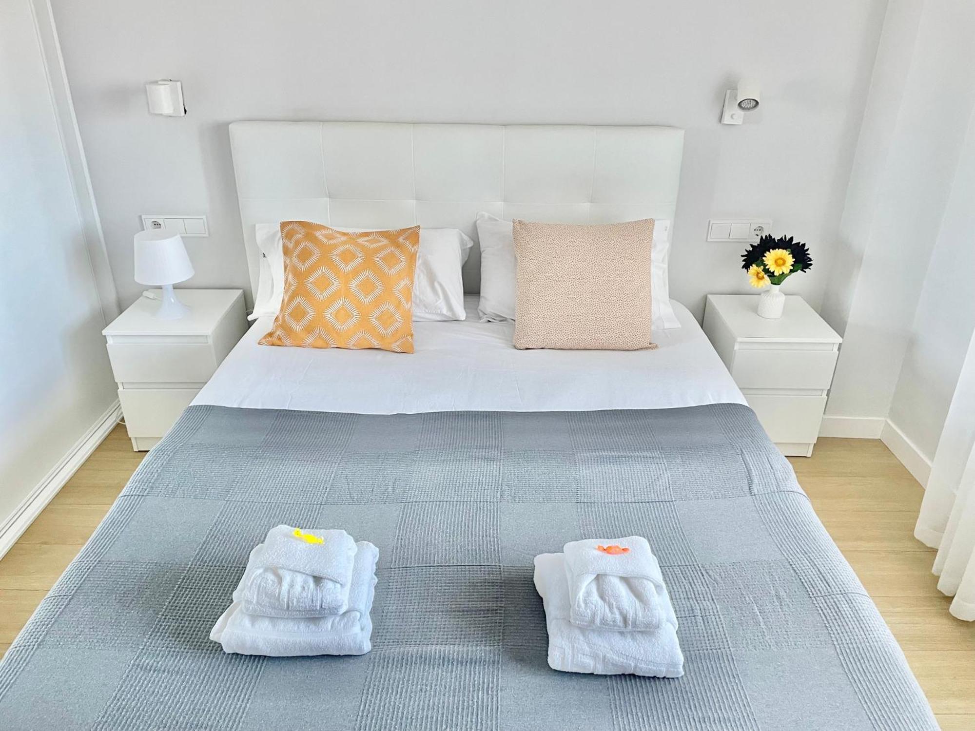 Apartamento San Lorenzo Playa. Vistas Al Mar. Gijón Dış mekan fotoğraf