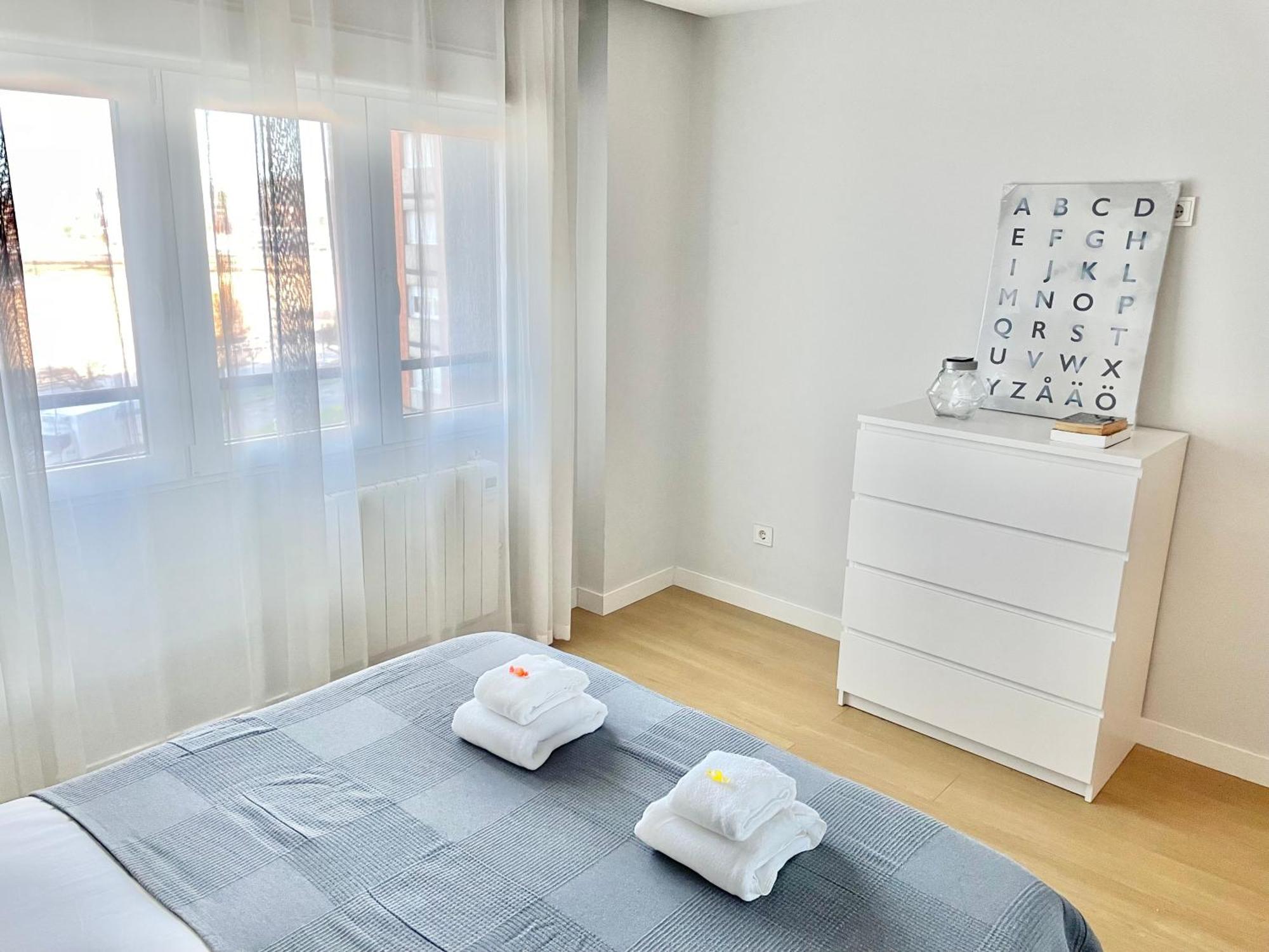 Apartamento San Lorenzo Playa. Vistas Al Mar. Gijón Dış mekan fotoğraf